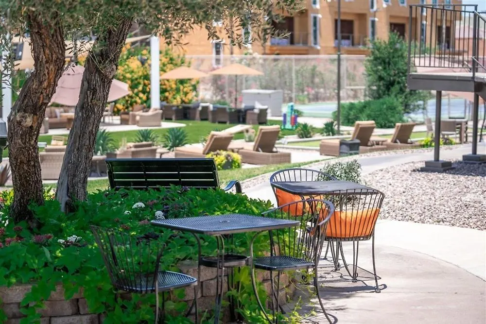 102 -Fully Furnished 1Br Suite-Prime Location Scottsdale 0*,  Stati Uniti