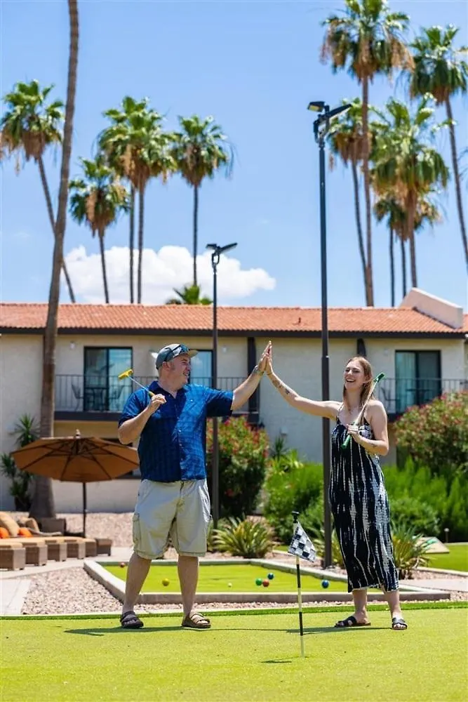 102 -Fully Furnished 1Br Suite-Prime Location Scottsdale